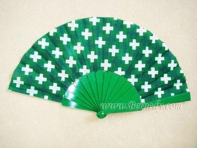 專業(yè)供應(yīng)各色塑料扇子，優(yōu)質(zhì)廠家福州市博納迪工藝品詳解